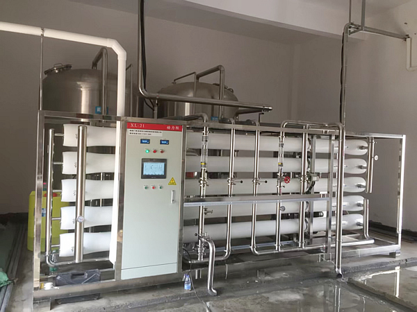 反渗透设备管路材质PVC和不锈钢哪个好？